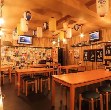 居酒屋メニュー2時間食べ放題＋3時間飲み放題コース→￥4000（税込）
