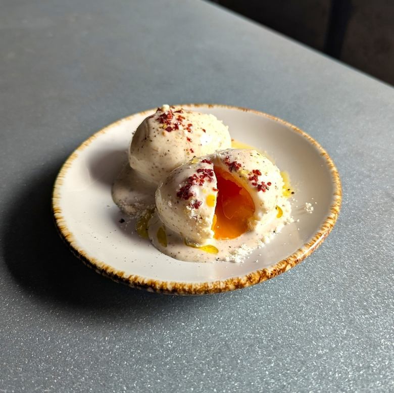 半熟卵の”ウフマヨ”トリュフ風味