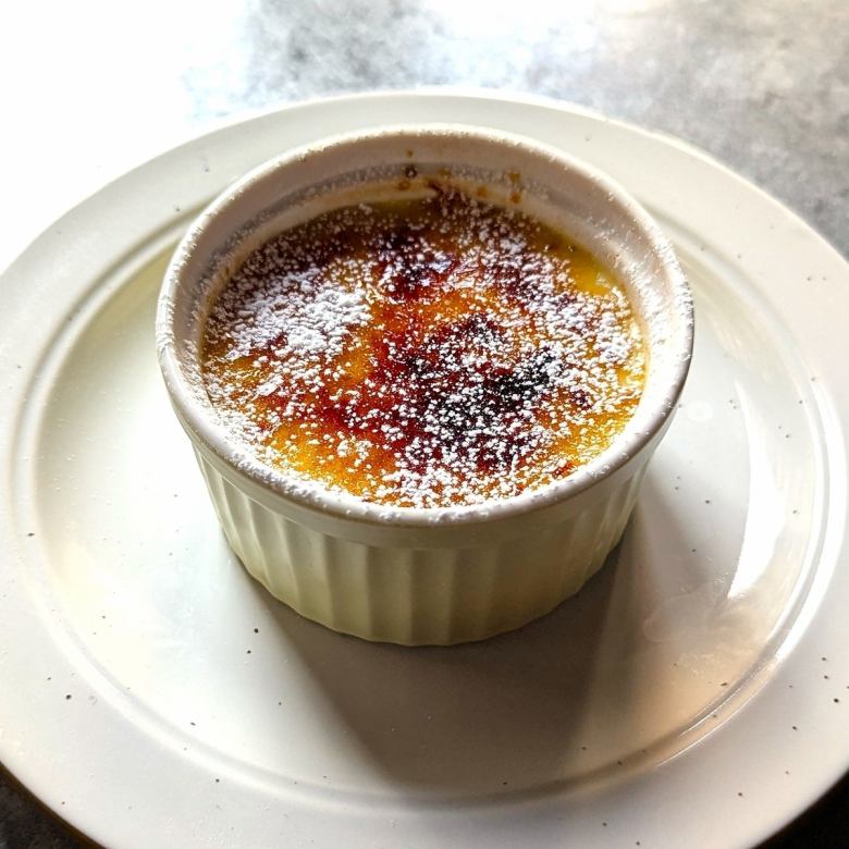 ブリュレ仕立てのチーズプリン