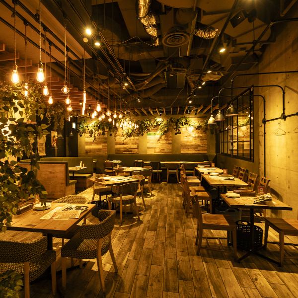 《各種パーティに！梅田・大阪駅からすぐ×最大80名様》プロジェクター・マイク・音響設備完備☆歓送迎会、会社宴会、学生パーティ、結婚式2次会などにご利用に◎お店のレイアウト調整可能です！貸切の予算などお店にご相談下さい。