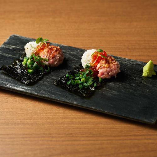 河内鴨ネギトロ＆北海道産いくら寿司《1piece》