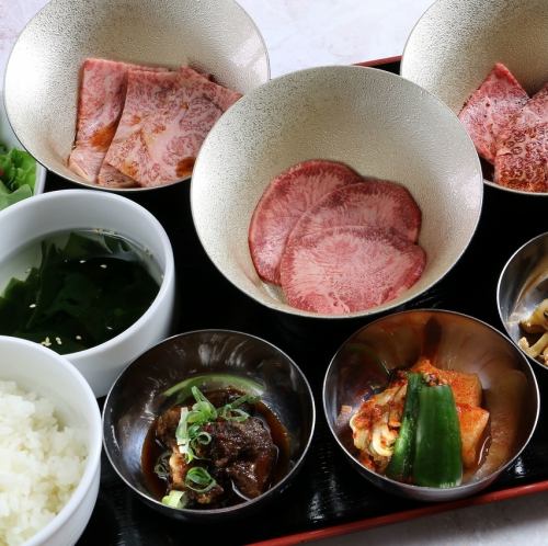 「精选」3种烤肉午餐
