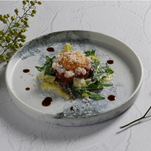 【シーズナル】甘エビと和牛のユッケ