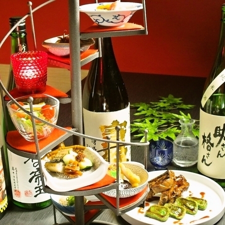 16時~OPEN!お店は二階ですが、一階店舗入口の階段からお入り頂きます。