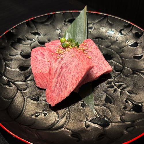 トモサンカク