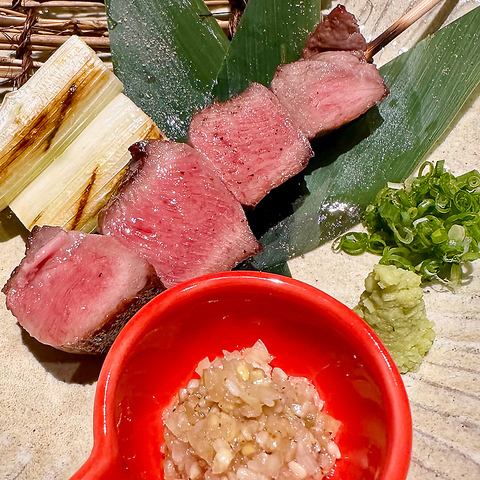 特選！厚切り牛タン炭火焼(100ｇ)