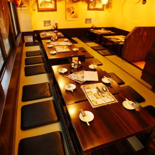 A tatami room that can accommodate up to 30 people! Perfect for banquets, etc.