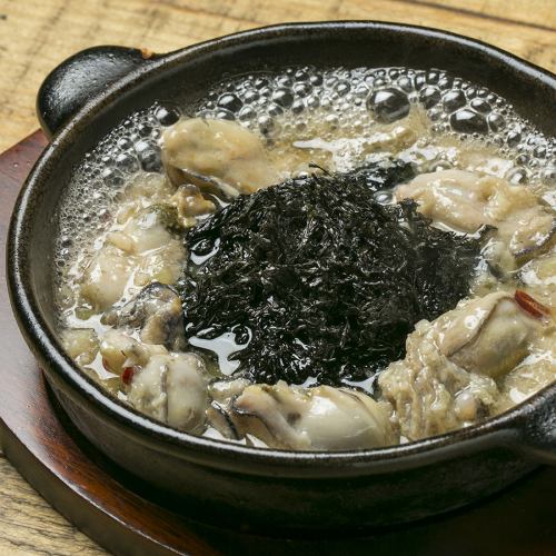 海のみるく!牡蠣と岩のりのアヒージョ