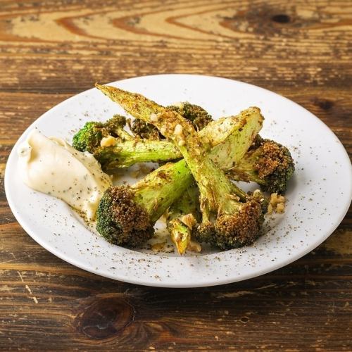 やみつき!フライドブロッコリー