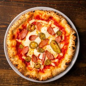 チョリソーとハラペーニョの旨辛ピッツァ