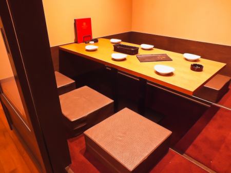 A private room that can be used by 2 to 6 people.The second floor is a completely private room.Perfect for dates.