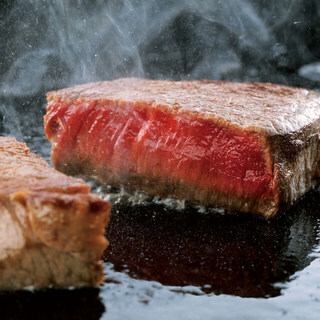 ヘルシーな赤身肉 ブラックアンガス牛リブロースステーキ 飲み放題付2時間 6品