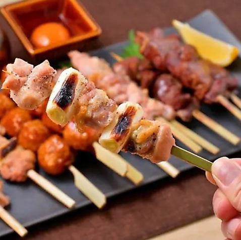 鹿儿岛最大规模！在完全私人的房间里享用“烤鸡肉串×肉”◎无限量供应的菜单！