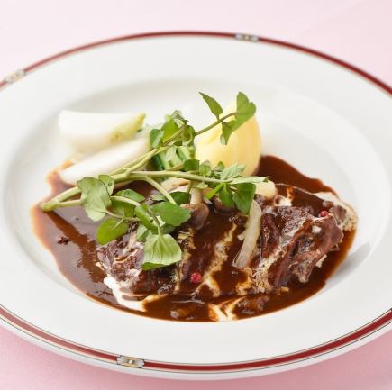 富士山とうふ&地元「伊豆牛コッロ(ネック肉)」のシチューコース