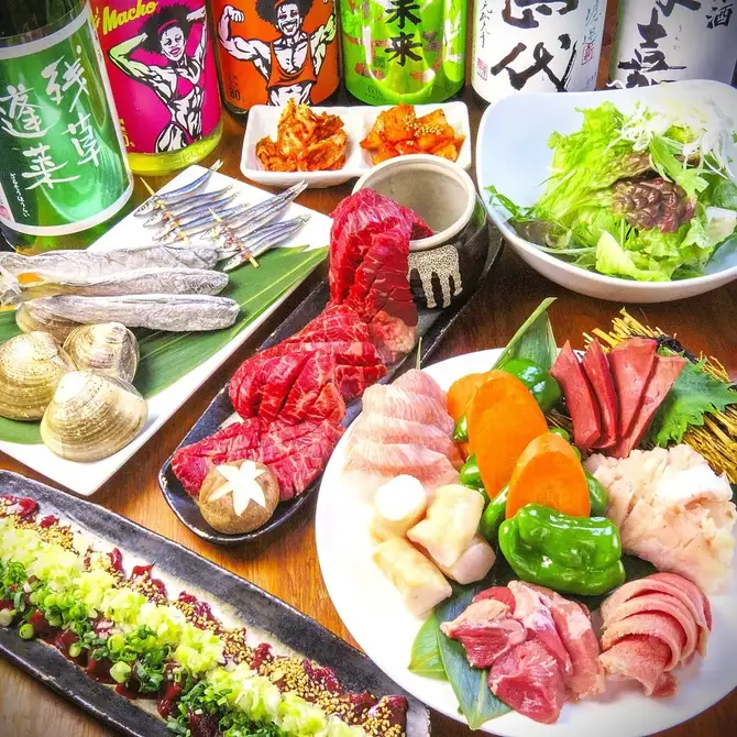 余裕の 時間 分飲み放題 特選 壺漬けハラミの赤身肉押し 和牛ホルモン盛り合わせ