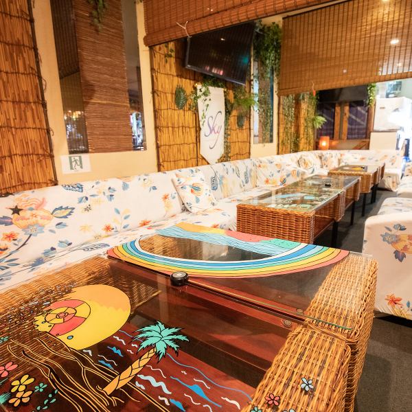 店内はゆったり全席ソファー席でお召し上がり頂けます♪半個室・個室のご用意もしております。