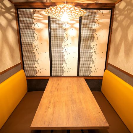 We also have seats for 4 people.If you are looking for a banquet birthday / anniversary / women's party / entertainment in a private izakaya in Shin-Yokohama, visit our shop ★ [complete private room]
