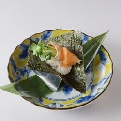 Salmon hand-rolled hot dog