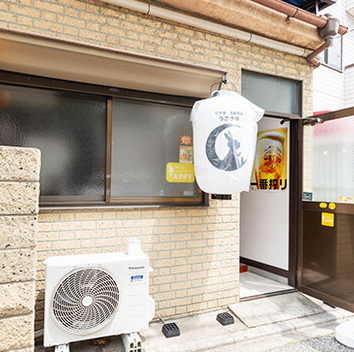『北千住駅』から徒歩5分の場所に位置する当店♪アクセスが良いため、仕事帰りやお出かけの際にも気軽に立ち寄っていただけます！日常の喧騒から離れて、心温まる料理と共に特別な時間をお過ごしください♪皆様のご予約・ご来店を、心よりお待ちしております！