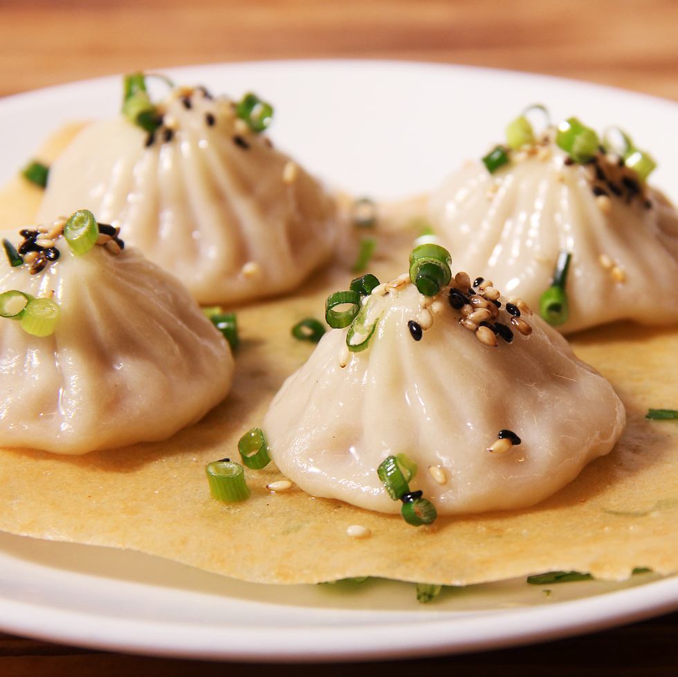 오고리포의 유명한 가게 「쿄코 케이」발의 「羽根つき焼き小籠包」신감각의 일품!