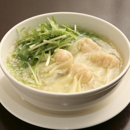 香港海老ワンタン麺