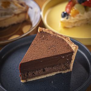 チョコレートタルト カット
