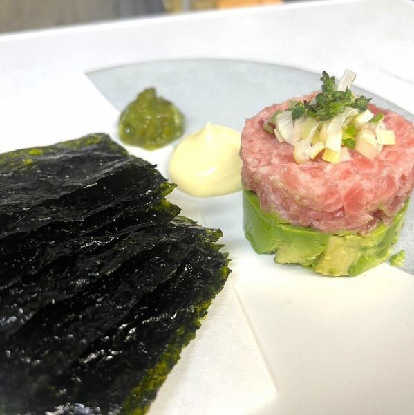アボカドと新鮮なマグロを絶妙に組み合わせた一品！『アボカドとマグロのタルタル』