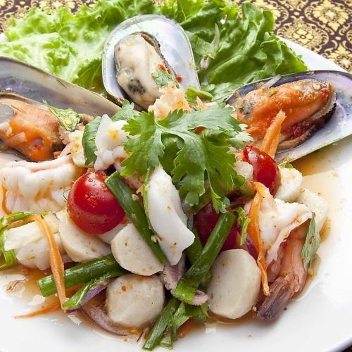 Yam Talay (Seafood and Spicy Vegetable Salad)