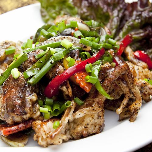 Stir-fried soft shell crab with black pepper