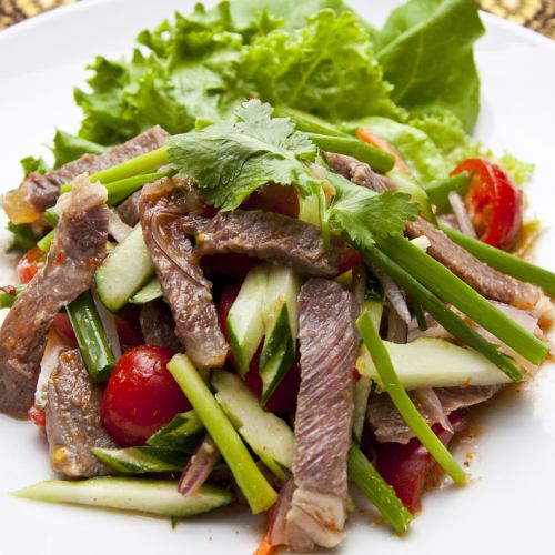 やわらか炙り牛肉のサラダ