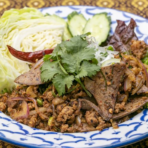 豚ひき肉のスパイシーハーブ和え