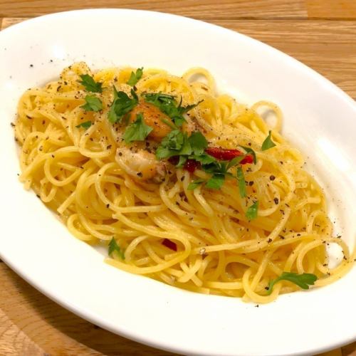 Aomori garlic aglio olio peperoncino spaghetti