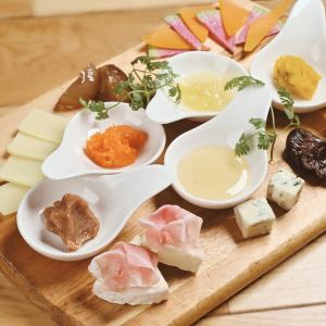 Grandeチーズ盛り合わせ　3種類