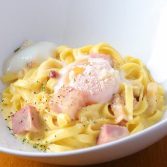 Carbonara with bacon and soft-boiled egg