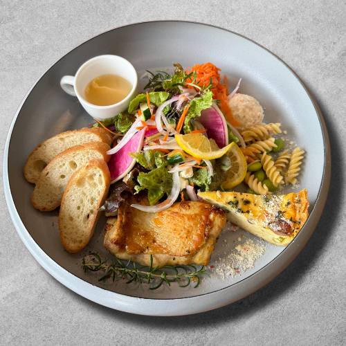 【数量限定】贅沢デリランチ - Deli Plate Lunch -