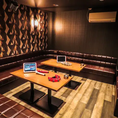 【カラオケ個室】皆で盛り上がりたい！そんな夜はカラオケ個室♪