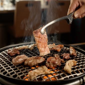 食べ飲み放題！アルコールも飲み放題100分(20分前ラストオーダー)