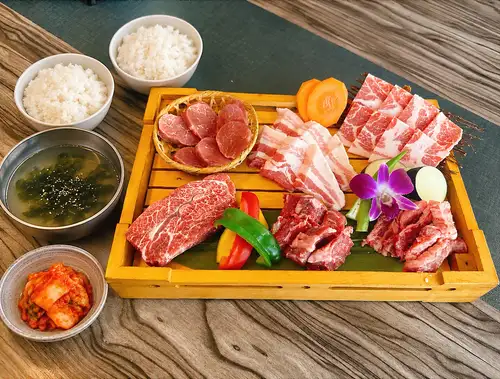 特製什錦套餐（2-3人份）
