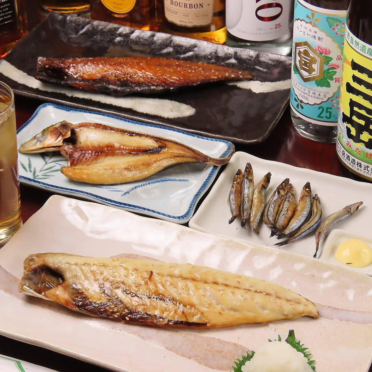 We offer a variety of carefully selected dishes, including our signature dried fish.