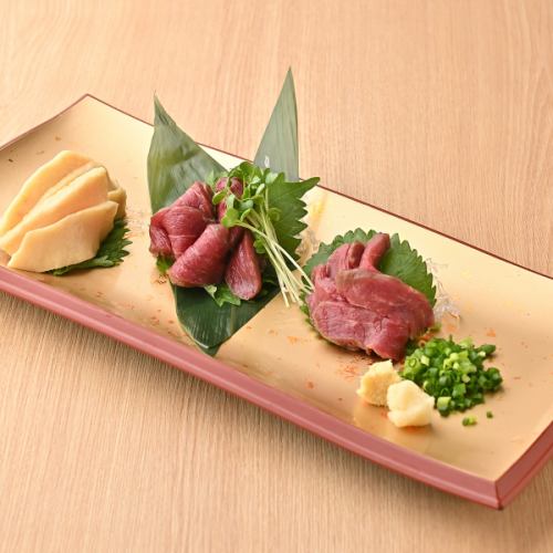 熊本直送馬刺し3種盛り合わせ