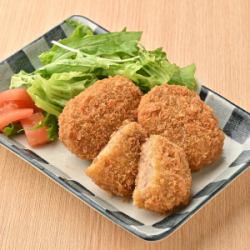 牛すじコロッケ 3個