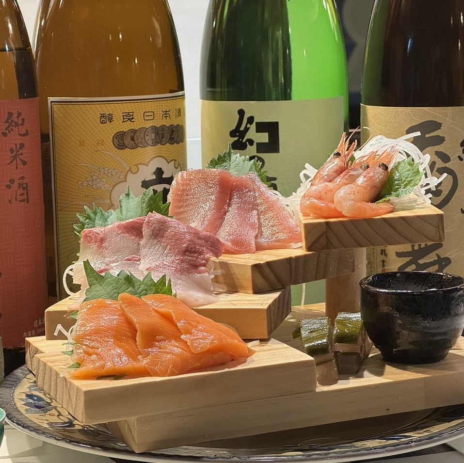 富山の海産物を贅沢に。見栄えも綺麗でぜひご体感ください。