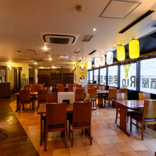 餐廳空間寬敞，適合舉辦各種宴會。