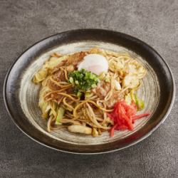 Warm egg sauce yakisoba