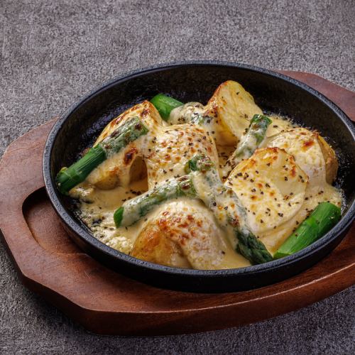 アスパラと新じゃがのマヨ焼き