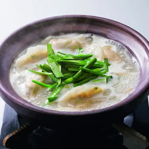 土鍋 白湯炊き餃子
