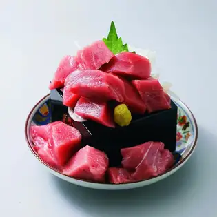 本マグロぶっ刺し　こぼれ