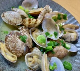 Sake steamed clams