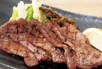 Grilled red beef tongue