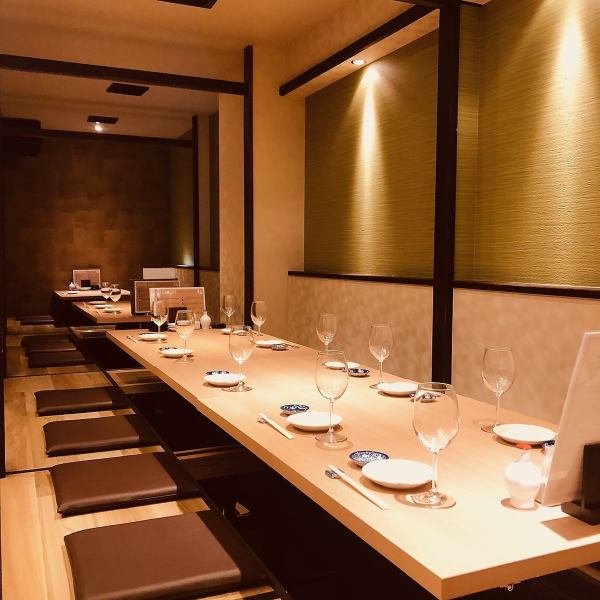 [Fully equipped with private rooms] The sunken kotatsu private rooms are ideal for groups of 10 or more.It is useful for various occasions such as meetings and 60th birthday celebrations.We can accommodate up to 46 people, so you can rest assured that we can handle your important events. We are also recommended for use for various banquets such as after-parties and class reunions.Enjoy a heartwarming moment in a private room with a sunken kotatsu table.